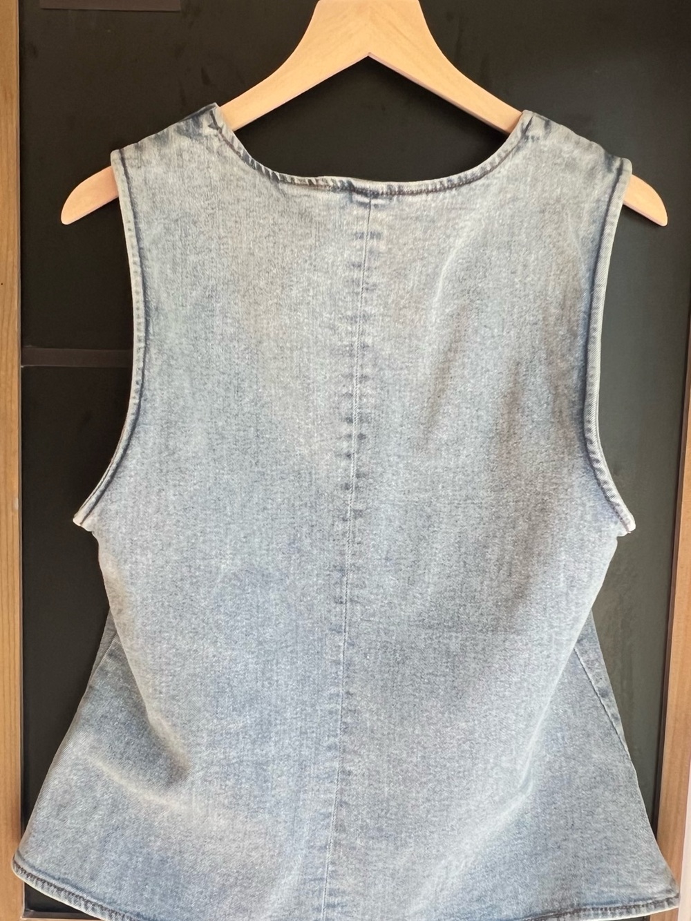 Womens Vigoss Denim Vest XL | Light Wash Button Front Tailored Vest - Picture 3 of 11